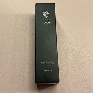Younique touch serum + foundation